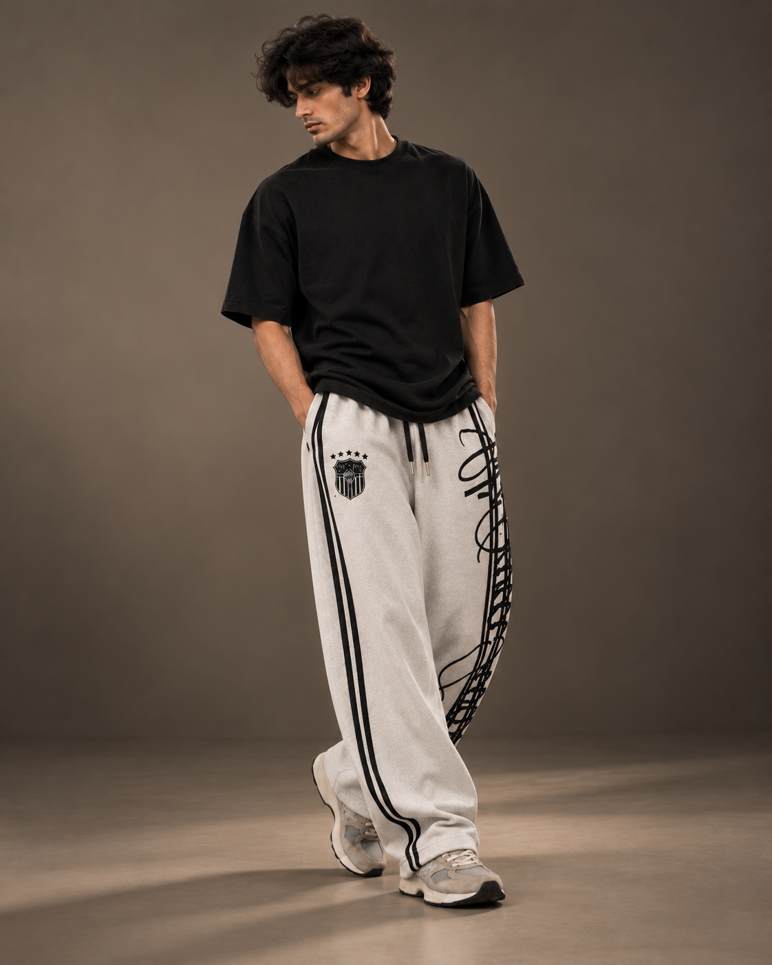 GRVY Script Barrel Joggers Ash Grey walking fit view